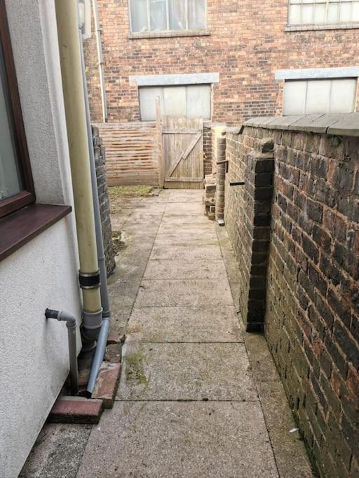 2 Bedroom House, Tunstall, Stoke-on-trent. Apartment Stoke-on-Trent
